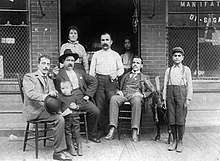 Giosue Gallucci and other mafiosi, pictured c. 1900. Giosue Gallucci ca 1900.jpg