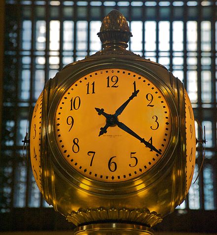 В каком городе производят часы. Часы Grand Central. Часы jpeg. Grand time часы. Американские электромеханические часы.