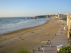 La Grande Plage, the town's largest beach.