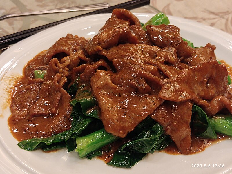 File:HK KTD 九龍灣 Kln Bay KITEC 九龍灣國際展貿中心 EMax Shopping mall shop 新潮樓酒家 Crown Sky Chinese Restaurant food fried beef choi sum May 2023 Px3 02.jpg