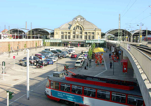 Halle station