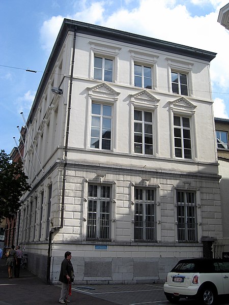 File:Hasselt - Handelsrechtbank.jpg