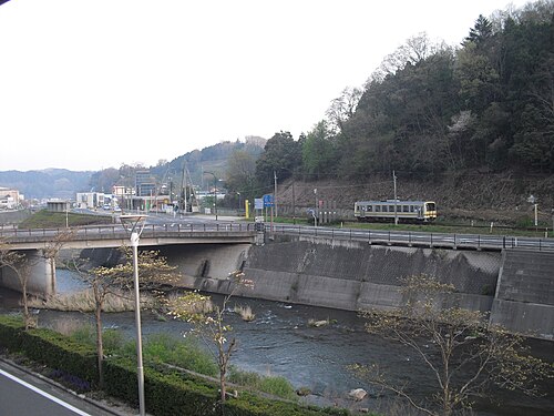 Hiikawa river.jpg