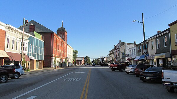 High Street; the tall structure is the Bell Opera House