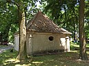 Gruftbau der Familie von Oertzen, auf dem Kirchhof