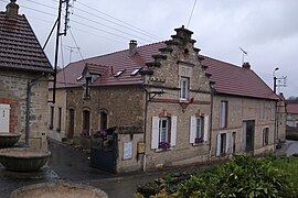 تالار شهر در Hourges