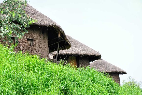 Houses, Lalibela, Ethiopia (8178717008).jpg