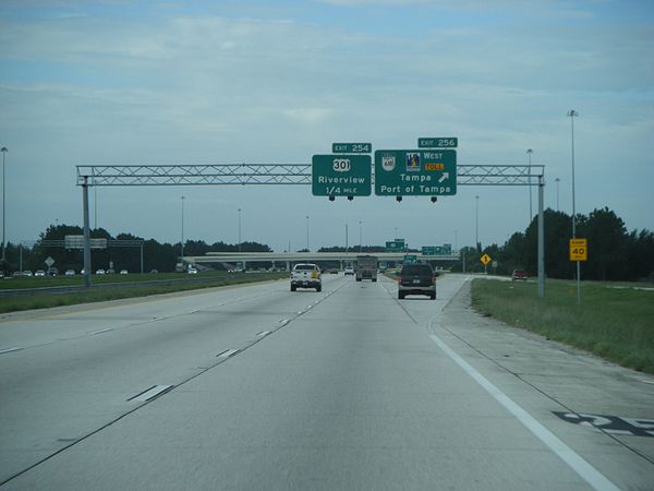 I-75 southbound at exit 256 (SR 618) in Brandon