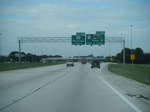 I-75 southbound at exit 256 (SR 618) in Brandon