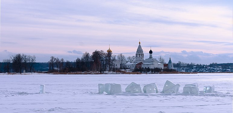 558. Свято-Троицкий Островоезерский монастырь, Ворсма Автор — Sibalexx