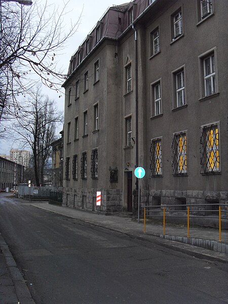 File:Inwalidów street in Bielsko-Biała.JPG