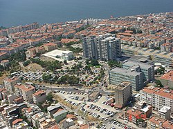 Izmir atatürk eğitim ve araştırma hastanesi - panoramio.jpg