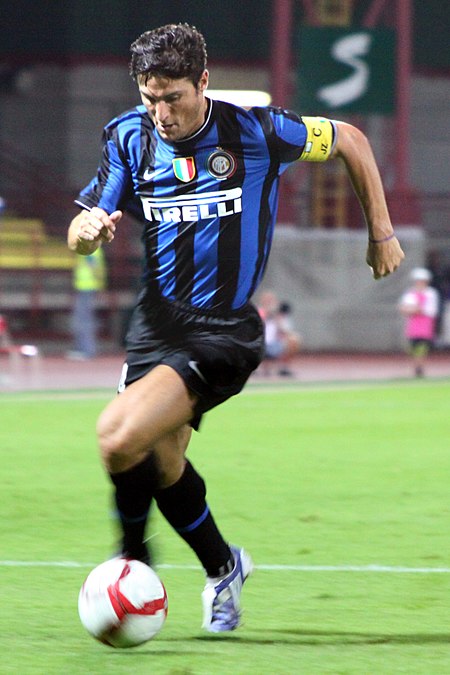 Fail:Javier_Zanetti_-_Inter_Mailand_(3).jpg