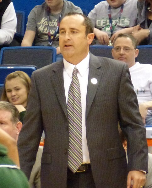Jose Fernandez, USF's women's basketball coach