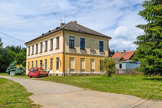 <span class="mw-page-title-main">Kadov (Žďár nad Sázavou District)</span> Municipality in Vysočina, Czech Republic