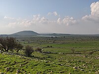 הר יוסיפון ומאגר קטיף. צילום מהר בני צפת.