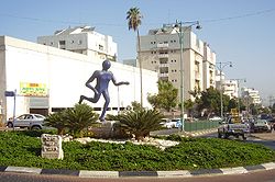 Een rotonde in Hadera
