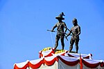 Thumbnail for File:King Taksin &amp; Phraya Pichai Dabhak Monument in Wat Kungtapao 001.jpg