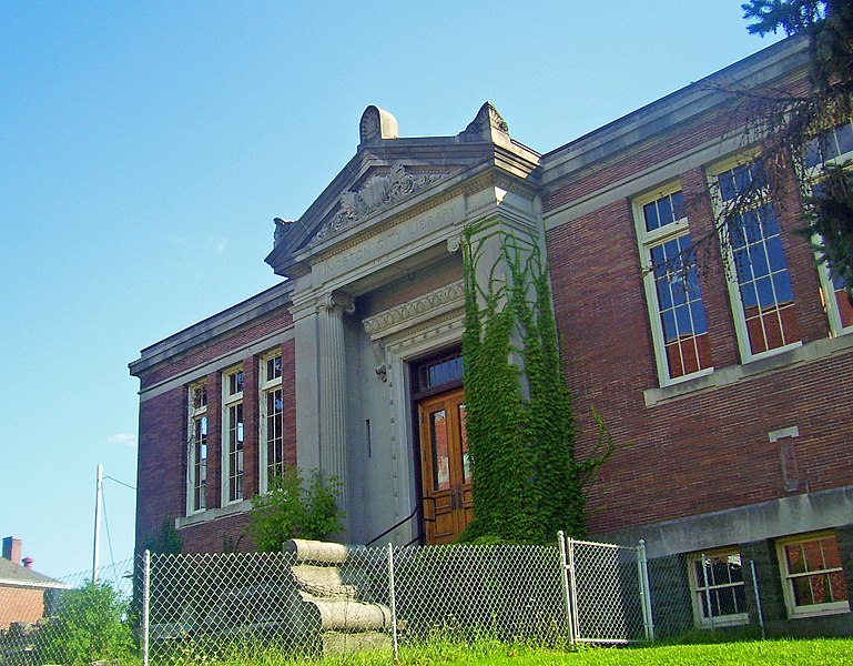 File:Kingston City Library, NY.jpg