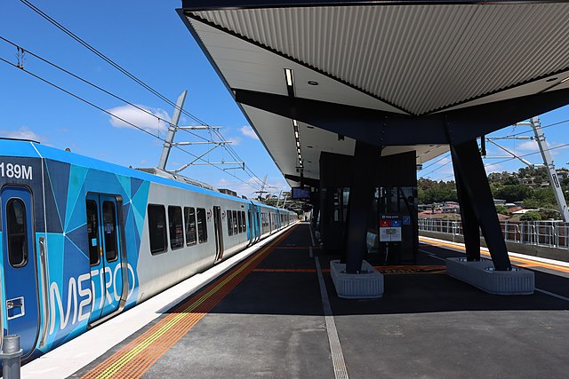 X'Trapolis train at the platform of Lilydale station, the terminus of the Lilydale line.