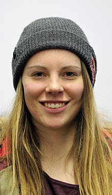 Lisa Zimmermann bei der Olympia-Einkleidung Erding 2014 (Martin Rulsch) 06.jpg