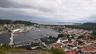 <span class="mw-page-title-main">Mandal, Norway</span> Town in Southern Norway, Norway