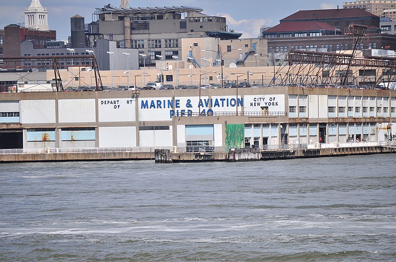 File:Manhattan - Pier 40 - 01 (9440475213).jpg