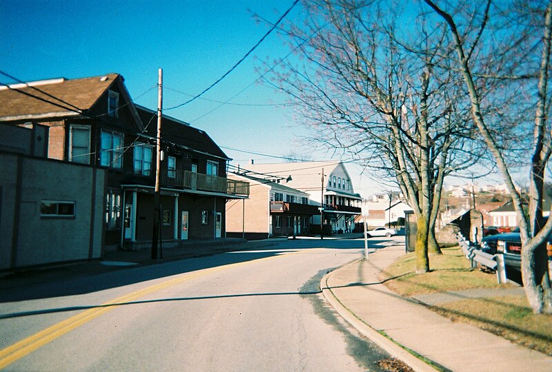 File:Manor-pennsylvania-business-district.jpg