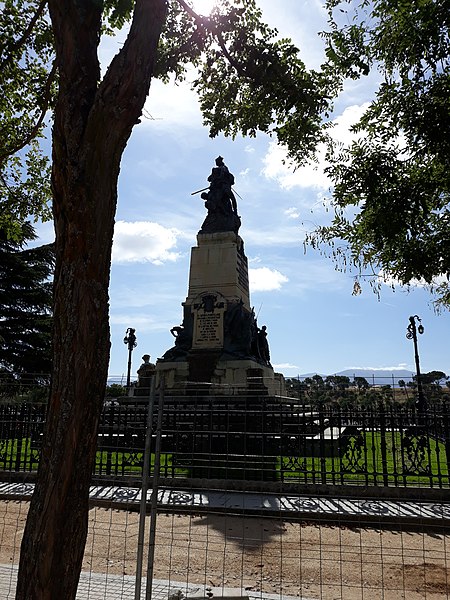 File:Monument to the 2nd of May Rebels against Napoleon.jpg