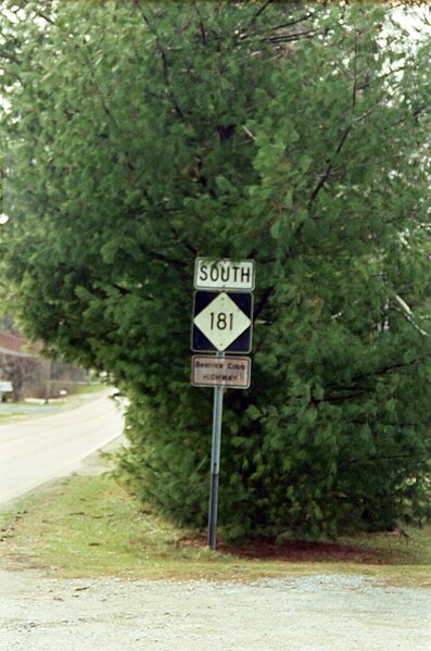 File:NC181-Old Beatrice Cobb Highway-2001.jpg