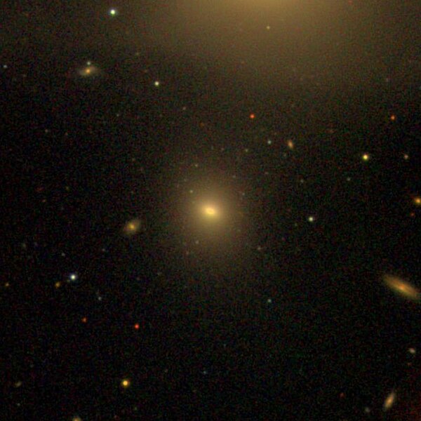 File:NGC3641 - SDSS DR14.jpg