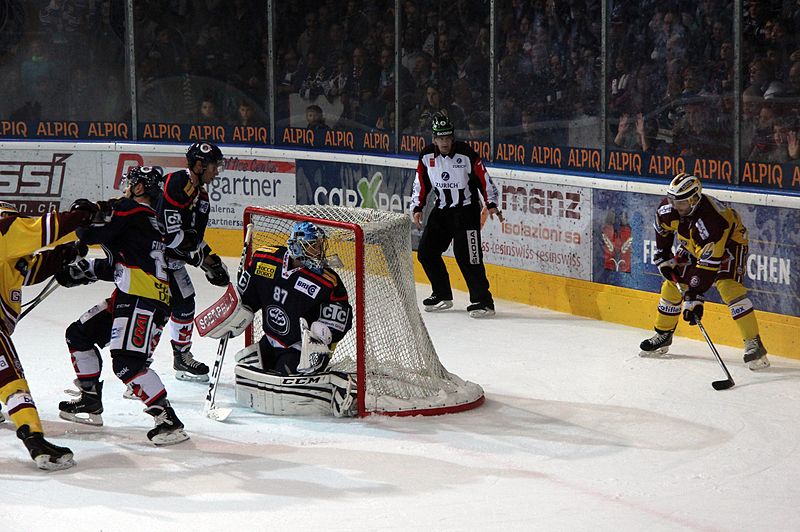 File:NLA, HC Ambrì-Piotta vs. Genève-Servette HC, 11th October 2014 19.JPG