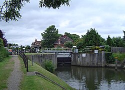 Old Windsor Lock