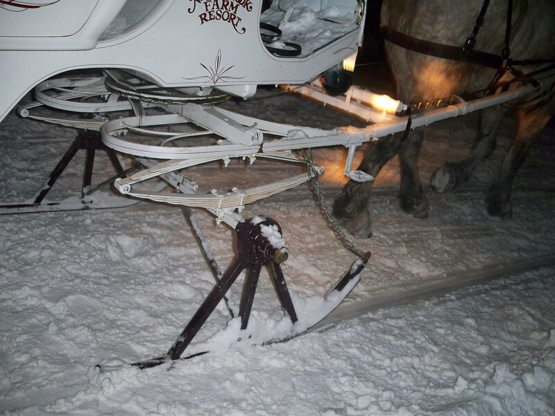 File:One Horse Austrian Open Sleigh Rides Nestlenook New Hampshire Mountains.jpg