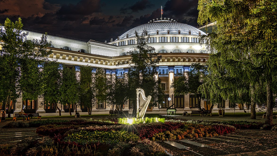 Большой театр новосибирск