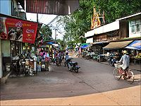 Ампхе Пакпхли, главная улица