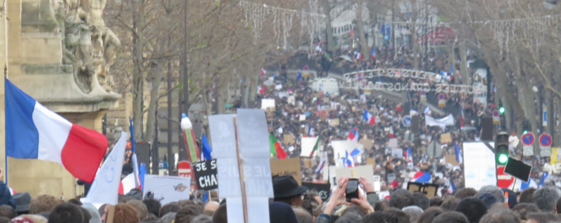 File:Paris 11 janvier 2015 - Marche républicaine 01.png