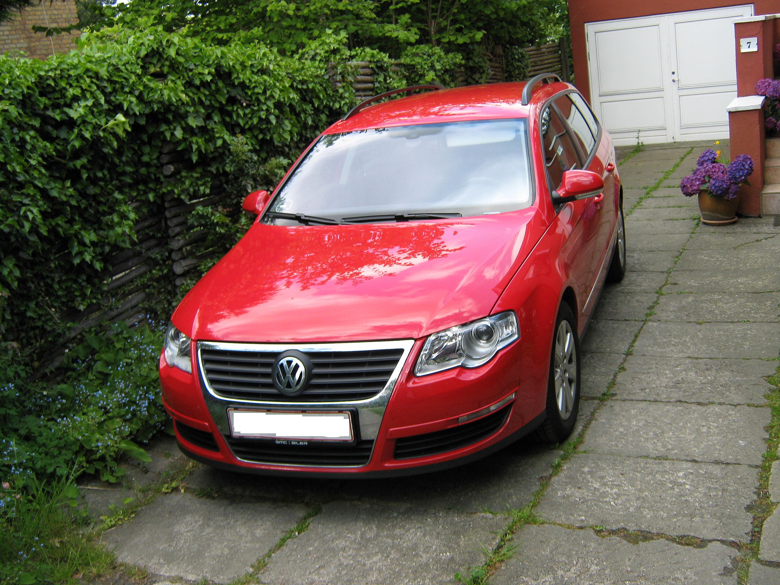 File:VW Passat B6 front 20070926.jpg - Wikimedia Commons