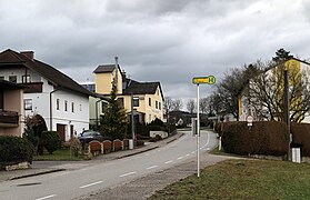 Straße nach Münzbach