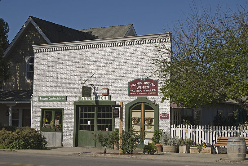 File:Pine Trader, Los Olivos.jpg