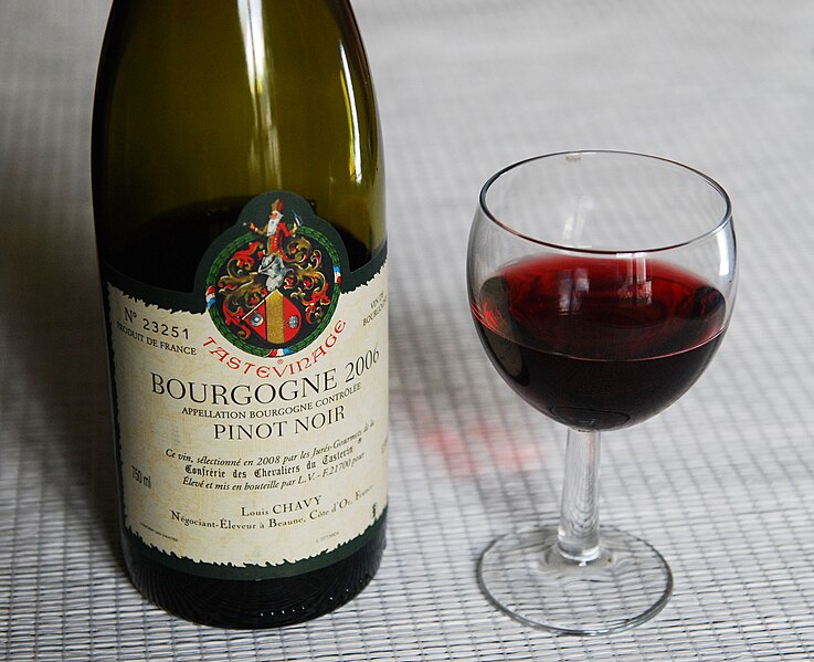 File:Pinot noir DSC 9092.jpg