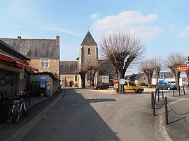 The centre of Lézigné