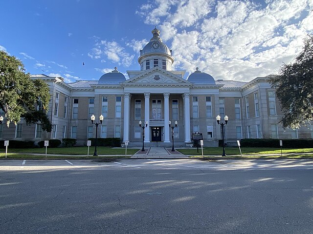 Polk County History Center where the Genealogical Library is located.