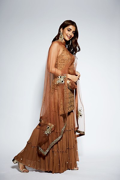 File:Pooja Hegde celebrates Dhanteras in a cinnamon coloured sharara.jpg