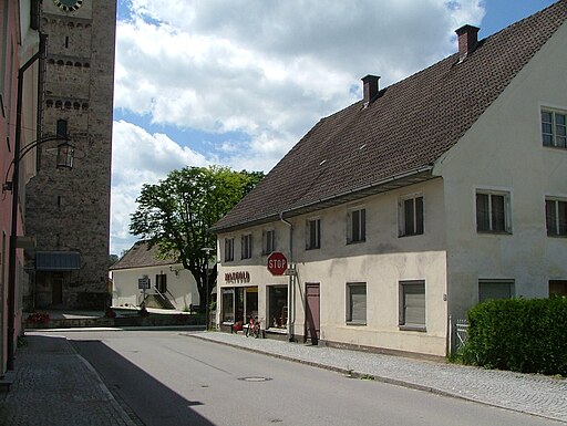 Poststraße 1