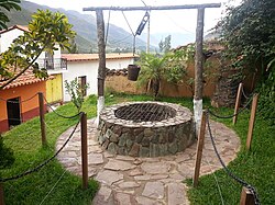 Pozo agua antiguo, Casa Perricholi, Tomayquichua Ambo Huanuco.jpg