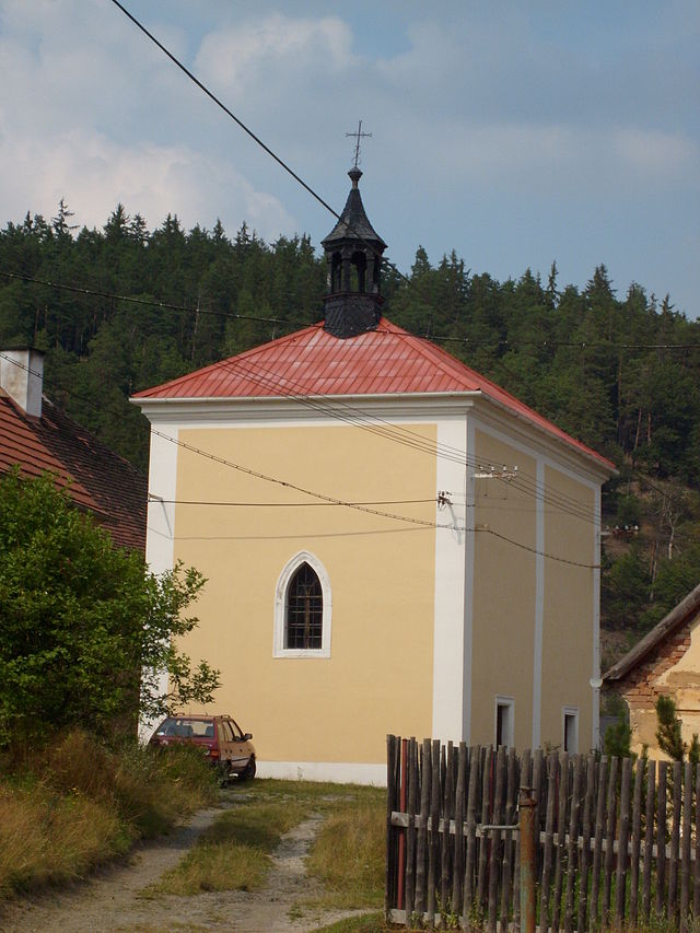 Rabštejn nad Střelou-kaple.jpg