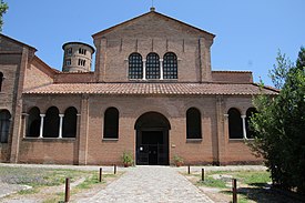 Ravenna, basilica di Sant'Apollinare in Classe (009).jpg