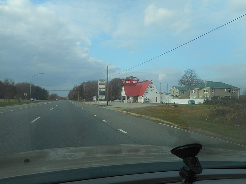 File:Red Top Liquor and Groceries; US 301; Faulkner, Maryland.jpg