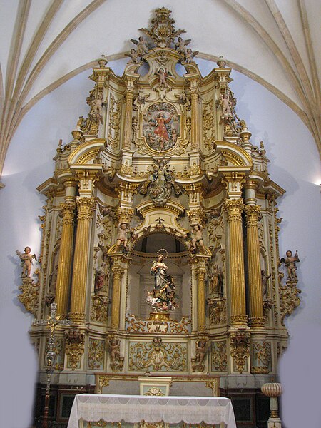 File:Retablo del altar mayor de la iglesia de La Concepción.jpg